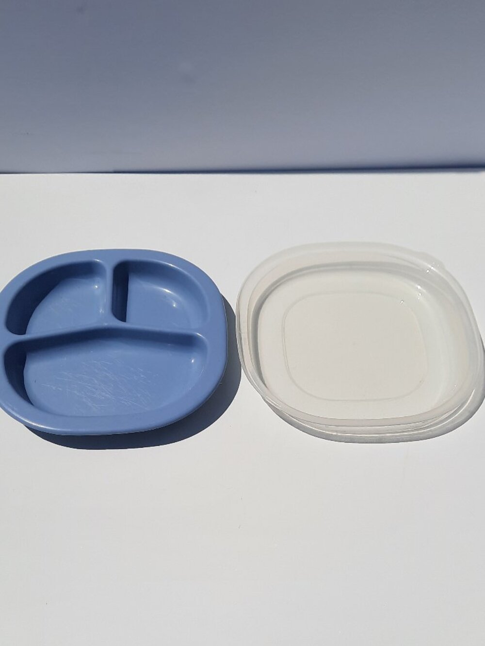 Vintage Rubbermaid Microwave Heatables 0059 Blue Divided Tray w Lid USA